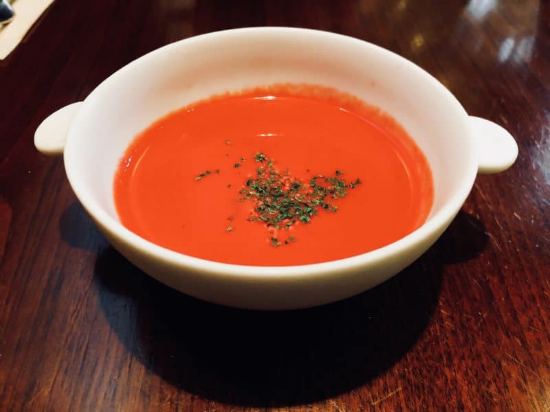 ビーツとトマトの冷製スープ